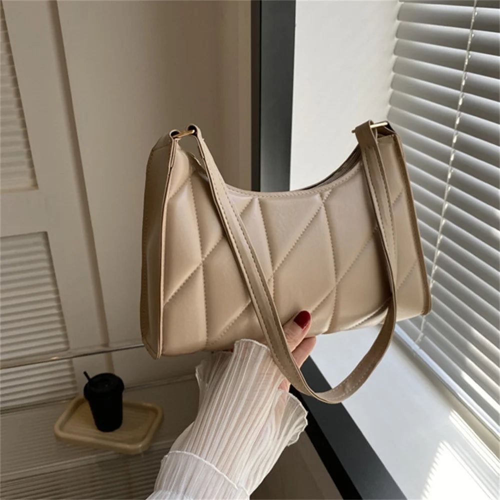 Fashion Women Shoulder Bag PU Leather Underarm Bag Solid Color Handbags Leisure Commuter Chain Underarm Bag Ladies Clutch Purse