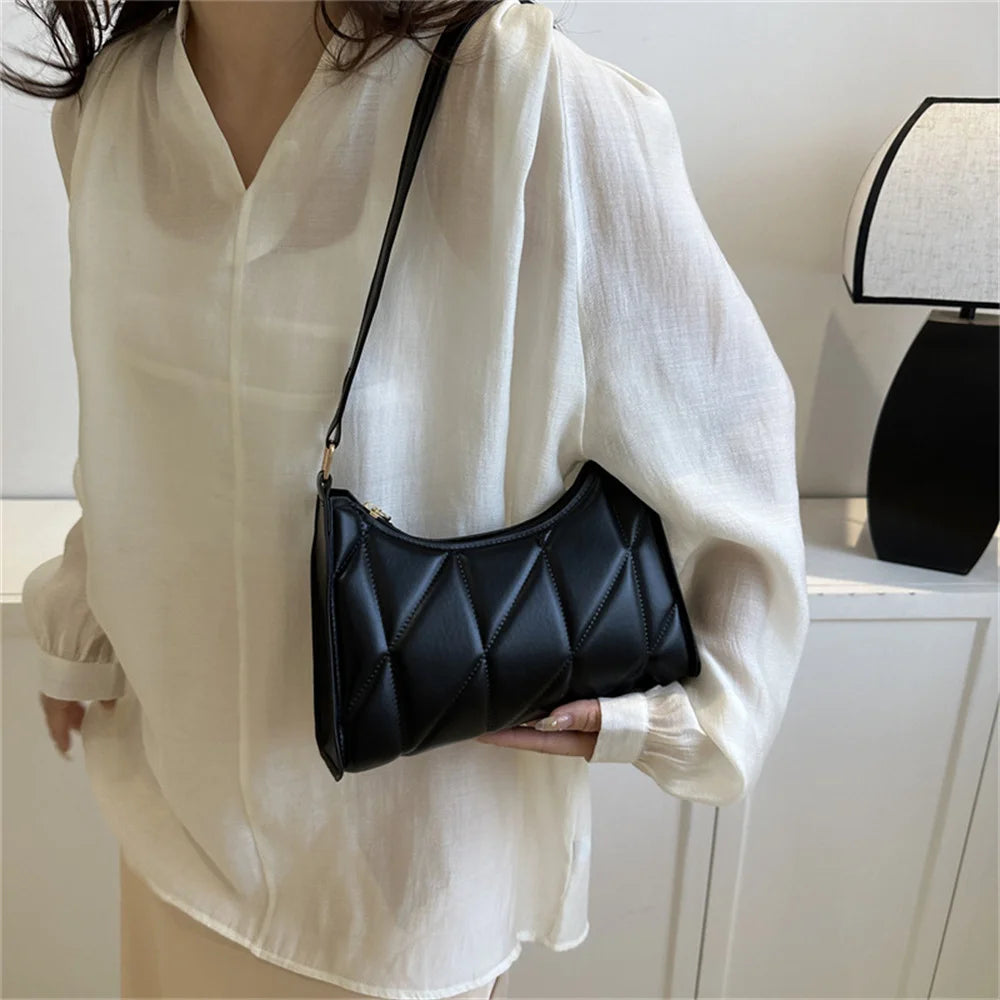 Fashion Women Shoulder Bag PU Leather Underarm Bag Solid Color Handbags Leisure Commuter Chain Underarm Bag Ladies Clutch Purse