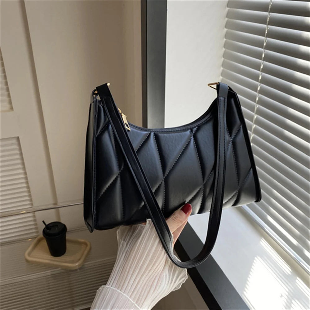 Fashion Women Shoulder Bag PU Leather Underarm Bag Solid Color Handbags Leisure Commuter Chain Underarm Bag Ladies Clutch Purse